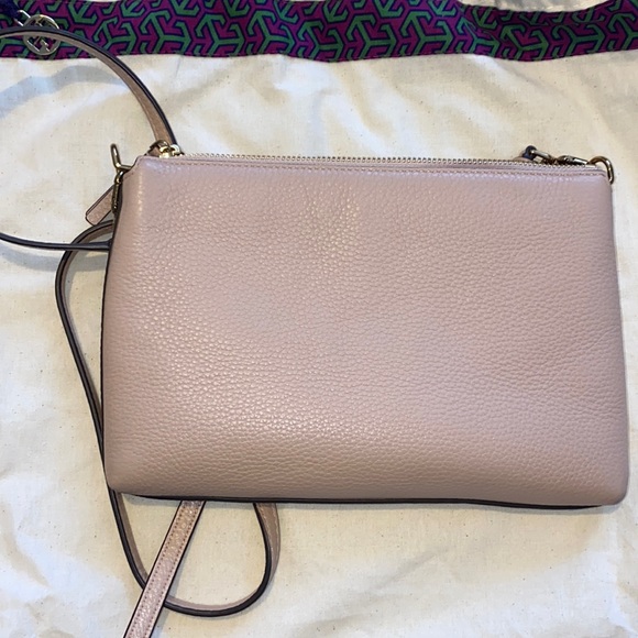 Tory Burch Bags Authentic Kira Pebbled Leather Wallet Crossbody